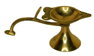Traditional Puja Diya Handmade Brass Oil Wick Lamp Deepak Temple Decor Gift P630