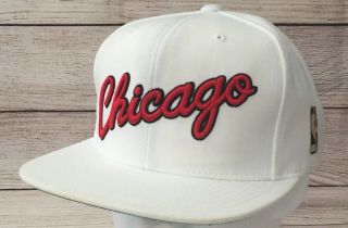 Mitchell & Ness Hwc Chicago Bulls Nba Snapback Hat Cap Vintage Script White