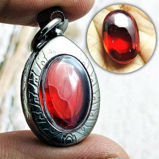 16515 Ellipse Naga Eye Healing Gem Stone Thai Amulet Leklai Crystal Leader Red