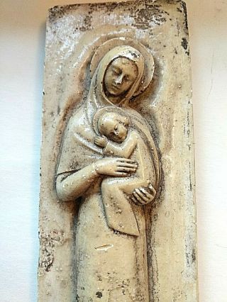 Vintage 1940s Mother Mary & Baby Jesus Religious Christian Wall Plaque Hanger 9 "