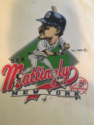 Vintage 80s York Yankees 1988 Don Mattingly Single Stitch T - Shirt Size Large