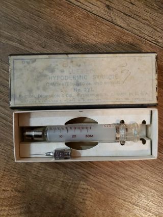 Vintage Bd Yale Luer - Lok Glass Hypodermic Syringe No.  2yl,  2cc