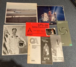 Nasa Kennedy Space Centre Leaflets Booklets Photographs Vintage 1980s