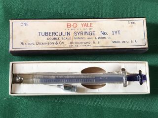 Vintage B - D Yale 1cc Tuberculin Glass Syringe No.  1yt Double Scale