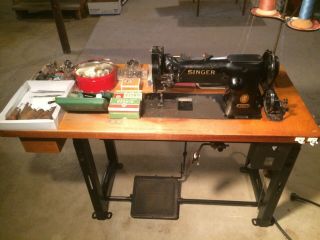 Antique,  Vintage Industrial Singer Sewing Machine 111w155,  Sn.  W1377093