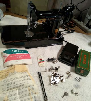 1957 Singer 221 Featherweight Sewing Machine W/case,  Attachments,  & Sewing Book