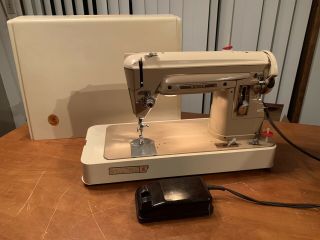 Singer Slant Shank Straight Stitch Sewing Machine Model 404