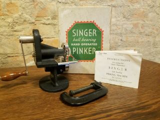 Antique Vintage Singer Hand Operated Pinker Pinking Machine No.  121379