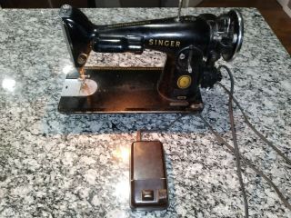 Vintage 1948 Singer Model 201 Sewing Machine