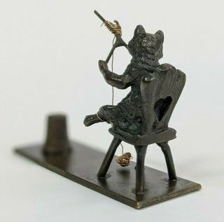 Cat Knitting Thimble Holder Figural Heirloom Editions Redl Wien Bronze 3
