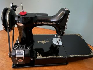 Singer 221 Centennial Featherweight Sewing Machine,  Case And Attachments 5
