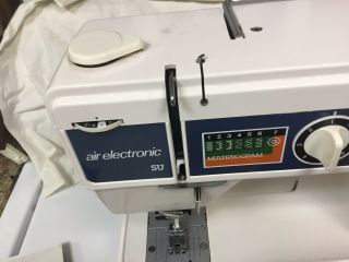 ELNA AIR ELECTRONIC SU Sewing Machine w/ Accessories 5