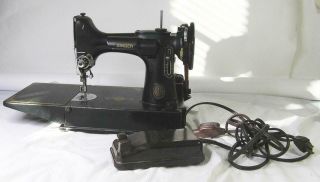 1952 Singer 221 Featherweight Sewing Machine S/n Al391521 No Case - -