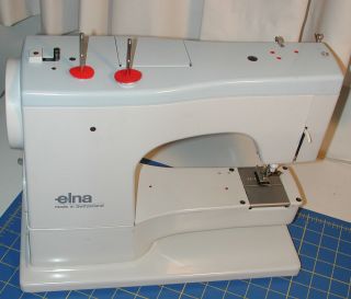 Elna 62C Sewing Machine Complete with All Accessories Serviced 4