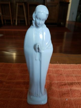 Porcelain Statue Virgin Mary Madonna Our Lady Folded Hands White 9.  5 "