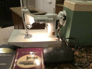 Singer Featherweight Model 221 Sewing Machine Green W/ Case