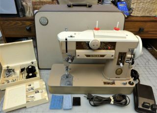 Mid - Century Singer Model 401a Sewing Machine W/extras - Denim Leather - Serviced