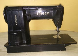 Vintage Singer 301 Sewing Machine for PARTS/REPAIR - 1952 - Black - NA079932 2