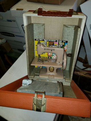 Mid Century Singer Sewhandy Toy Sewing Machine With Case Great Britain