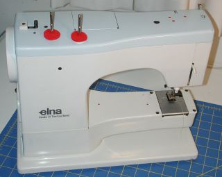 Elna SU 62C Sewing Machine Complete Case & Accessories Serviced 3