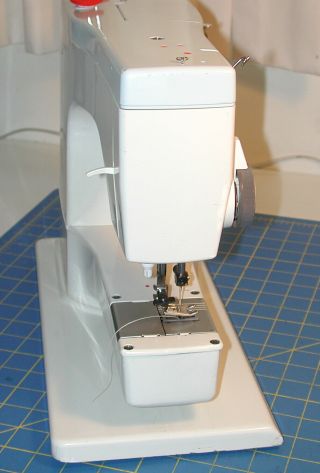 Elna SU 62C Sewing Machine Complete Case & Accessories Serviced 6