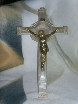 Vintage Plastic 11 1/2 X 6 Inch Wall Crucifix From An Estate