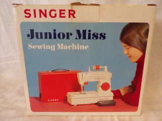 Vintage Singer Junior Miss Sewing Machine W/original Box -