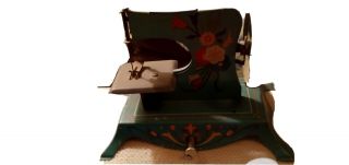 Vintage Lindstrom’s Little Miss Child’s Toy Sewing Machine As - Is