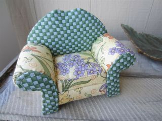 Dritz Floral Checkered Fabric Miniature Chair Pin Cushion Hidden Sewing Box