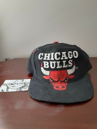 Vintage 90s Chicago Bulls Snapback Hat Cap Red Black - Embroidered Logo Ajd