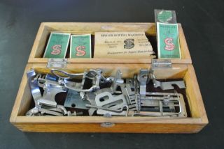 Vintage Wheeler & Wilson Sewing Machine Wooden Box W&w Oak Wood W/attachments