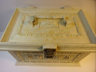 CARVED FAUX WOOD MAX KLEIN SC - 1280 PLASTIC SEWING BOX CASE W EXTRA GOODIES 2