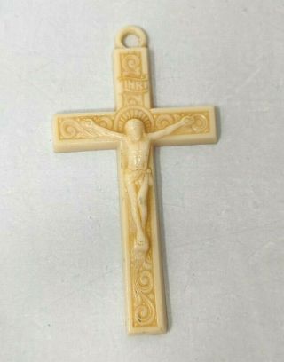 Vtg Celluloid Plastic Cream Jesus Christ Inri Cross Crucifix Catholic Pendant