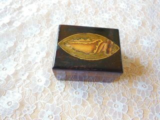 Vintage Wooden Thimble Box With Shell Design On The Front