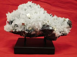 A Big Quartz Crystal Cluster With Pyrite Crystals And Sphalerite Peru 1905gr