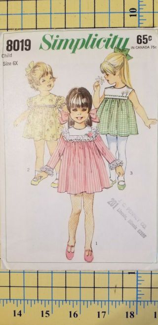 Vintage Sewing Pattern Simplicity 8019 Child 