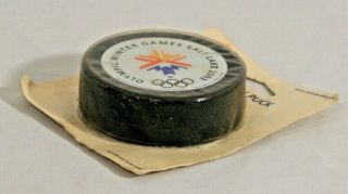 2002 Salt Lake Winter Olympic Games Hockey Puck Official Licensed In Pack