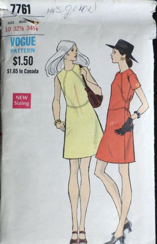 Vtg 1960s Vogue 7761 A Line Jewel Neck Curved Seam Belt Dress Sewing Pattern 10