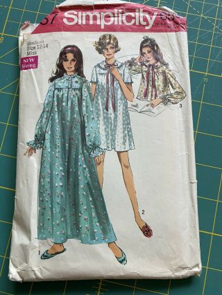 Vintage 1969 Simplicity 8457 Misses Nightgowns Pattern - Size M (12 - 14)