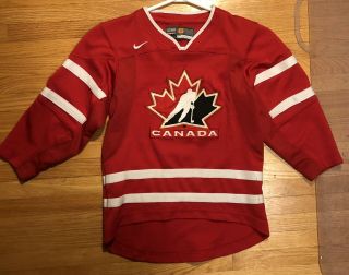 Youth Vintage Nike Team Canada Hockey Jersey Sz 6