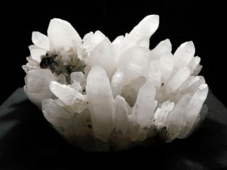 A Big Quartz Crystal Cluster With Sphalerite From Peru 1077gr
