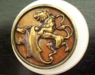 Button,  Large Lion With Long Mane - Metal And Wood