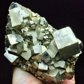643g Natural Golden Cubic Pyrite Crystal Cluster Mineral Specimen/china