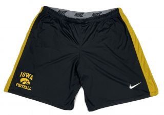Iowa Hakeyes Football Men’s Nike Dri - Fit Gym Shorts Size 2xl Black 10” Inseam