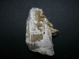 Herderite Crystals On Quartz From Brazil - 3.  1 " - 95.  1 Grams