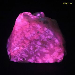 Bb: Calcite - Multicolor Fluorescent/phosphorescent From Mexico
