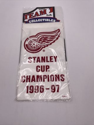 1996 - 97 Detroit Red Wings Stanley Cup Champions Mini Banner