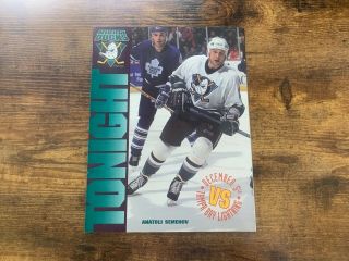 1993 - 94 Anaheim Mighty Ducks Vs Tampa Bay Lightning Game Program Ex