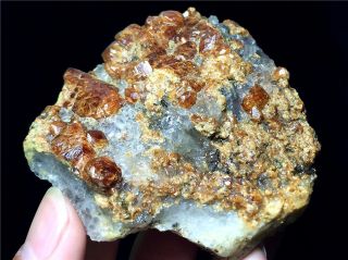 176.  2g Natural Orange Red Manganese And Garnet Crystal Specimens / China O1238