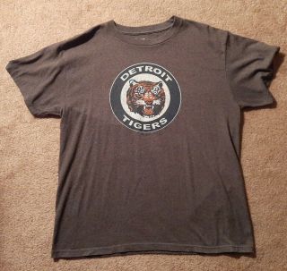 Large Detroit Tigers Majestic Vintage Logo Mascot Gray T - Shirt Baseball